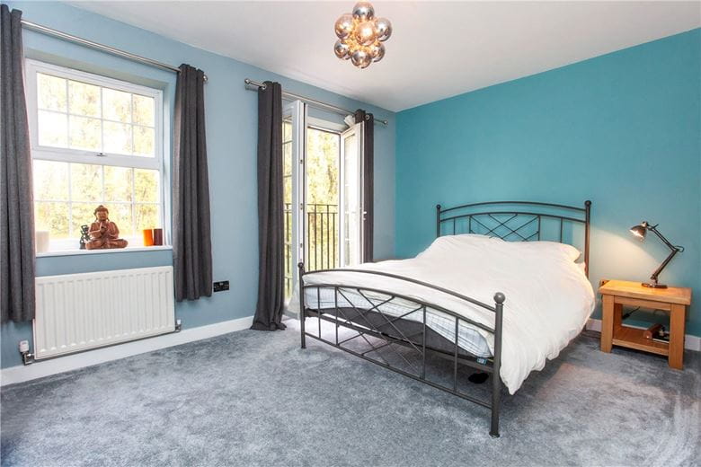 3 bedroom house, Waterside Gardens, York YO31