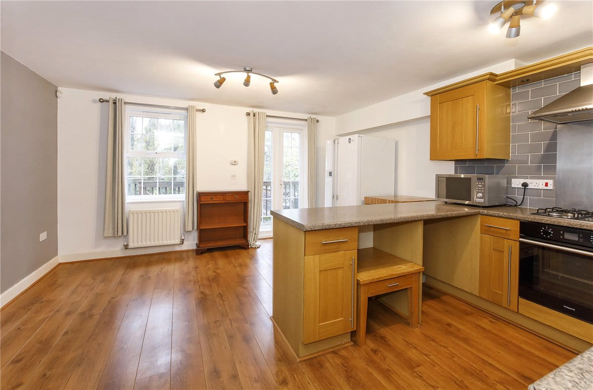 3 bedroom house, Waterside Gardens, York YO31