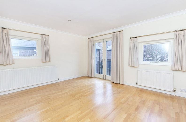 1 bedroom flat, St. Andrewgate, York YO1