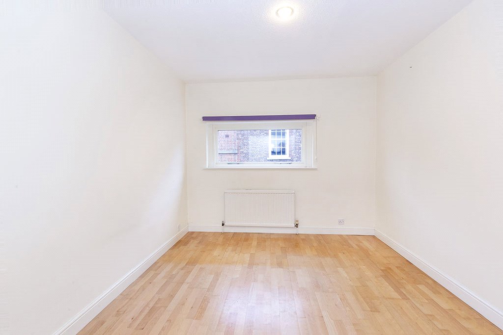 1 bedroom flat, St. Andrewgate, York YO1