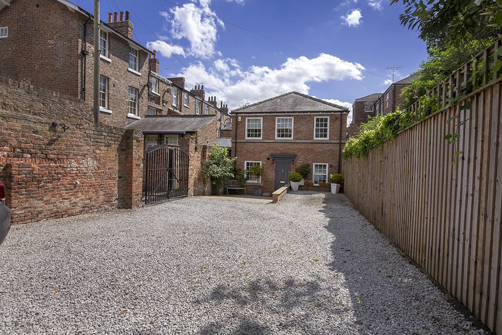 3 bedroom house, East Mount Road, York YO24