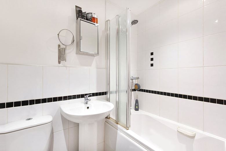 2 bedroom house, The Maltings, Cliffe YO8 - Let Agreed