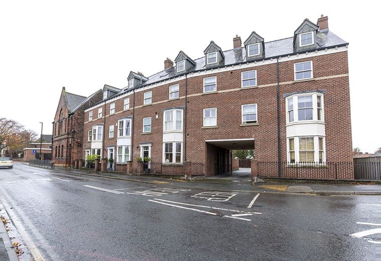 2 bedroom flat, Dalton Terrace, York YO24 - Let Agreed