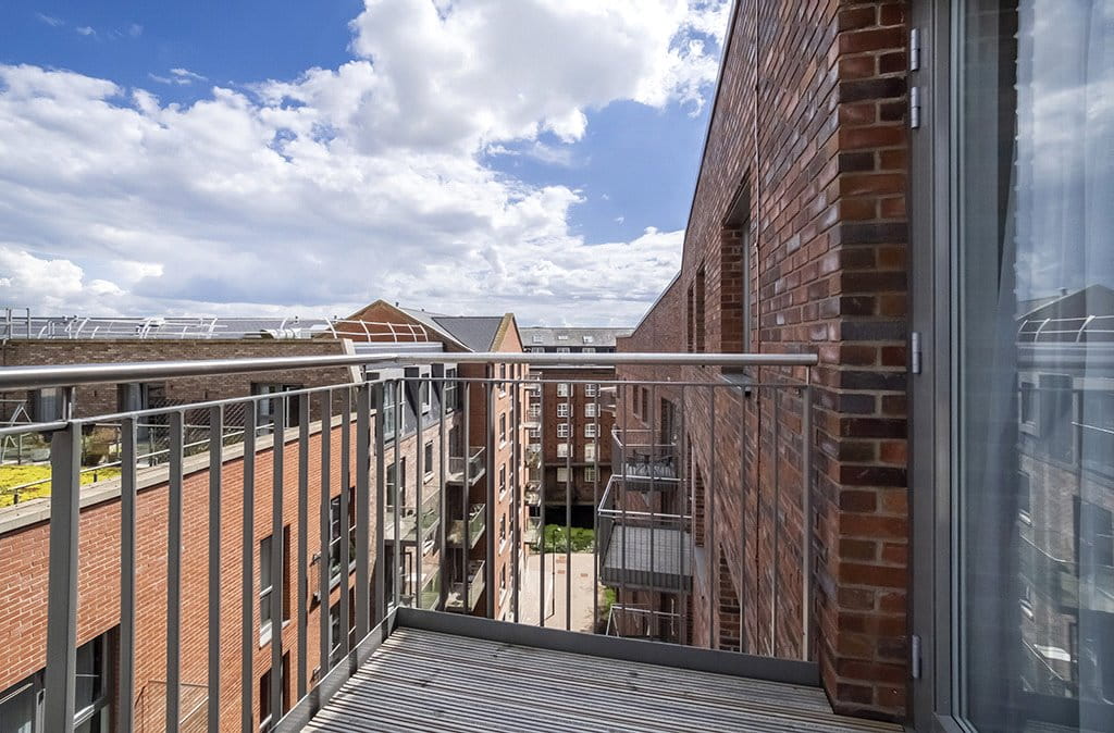 3 bedroom flat, Bellerby Court, Core 2 YO1