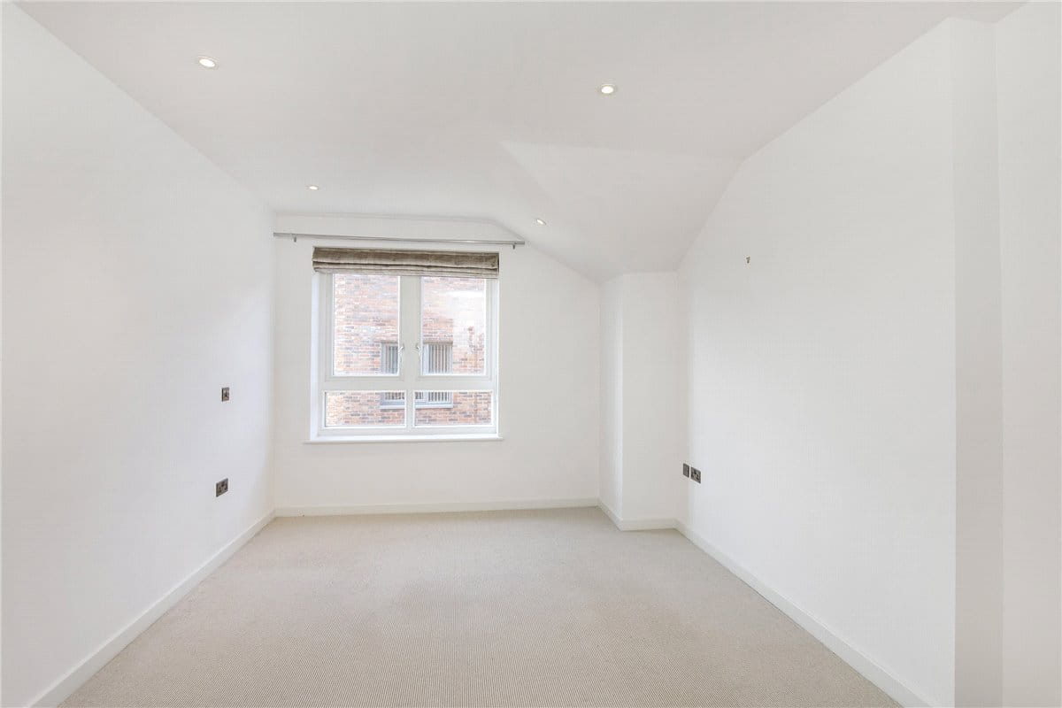 1 bedroom flat, Leetham House, Leetham Lane YO1