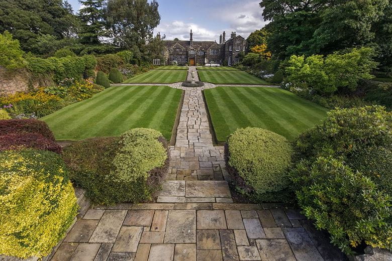 6 bedroom house, Royds Hall, Royds Hall Lane BD12 - Available