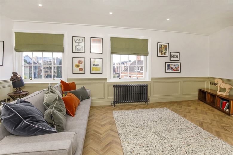 2 bedroom flat, St. Saviours Place, York YO1 - Let Agreed