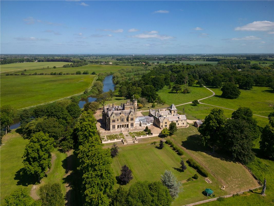 2 bedroom flat, The Winery, The Servants Quarter YO19 - Let Agreed