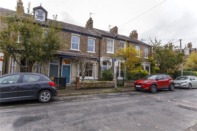 3 bedroom house, Upper Price Street, York YO23