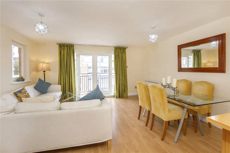 2 bedroom flat, Piccadilly, York YO1 - Let Agreed