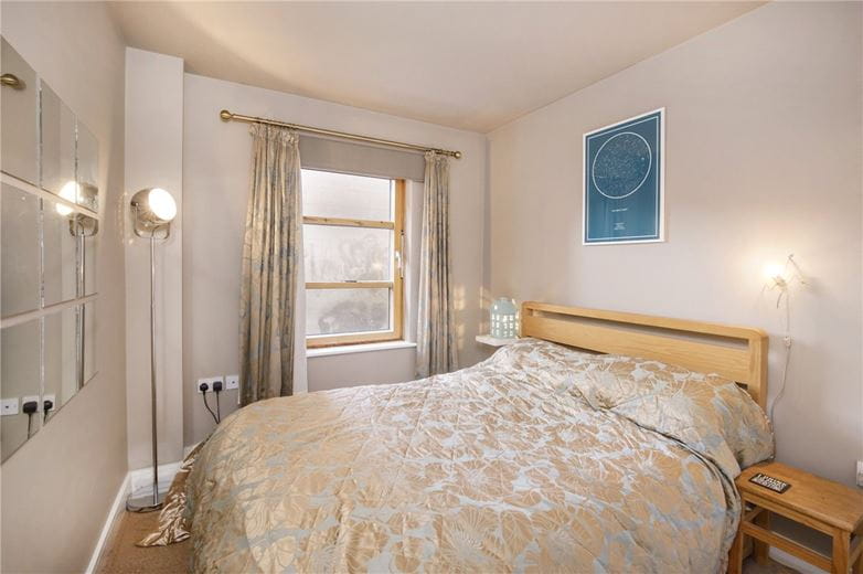 1 bedroom flat, The Courtyard, St. Martins Lane YO1 - Let Agreed