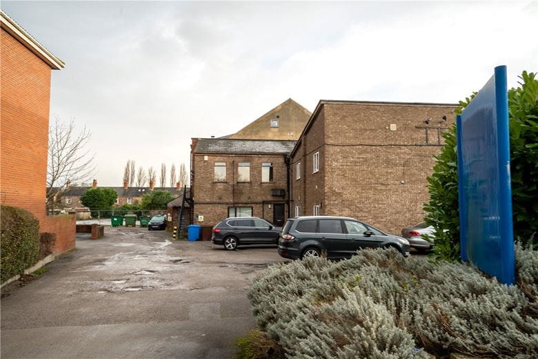 1 bedroom flat, Flaxley Road, Selby YO8 - Let Agreed