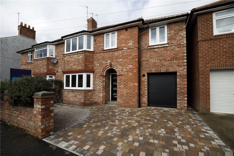 4 bedroom house, Moorland Road, York YO10 - Available