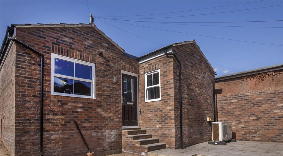 2 bedroom house, Front Street, Acomb YO24 - Let Agreed