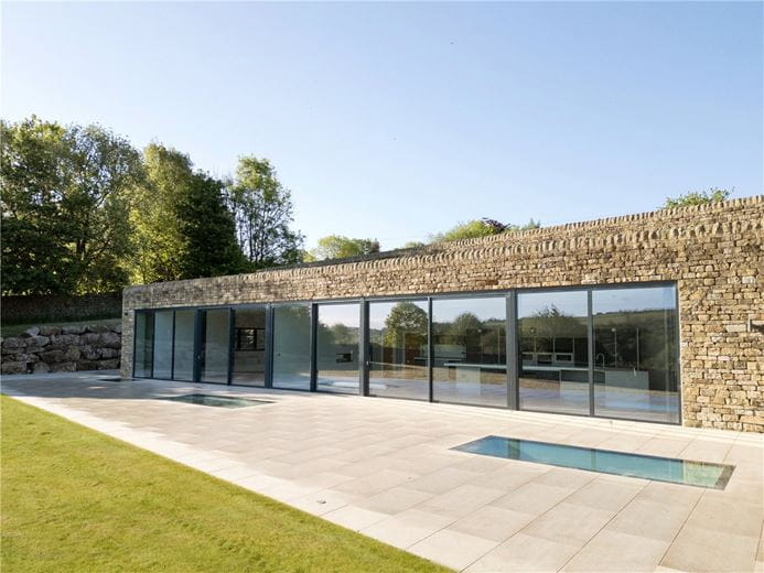 5 bedroom house, Silverdale Close, Darley HG3 - Available