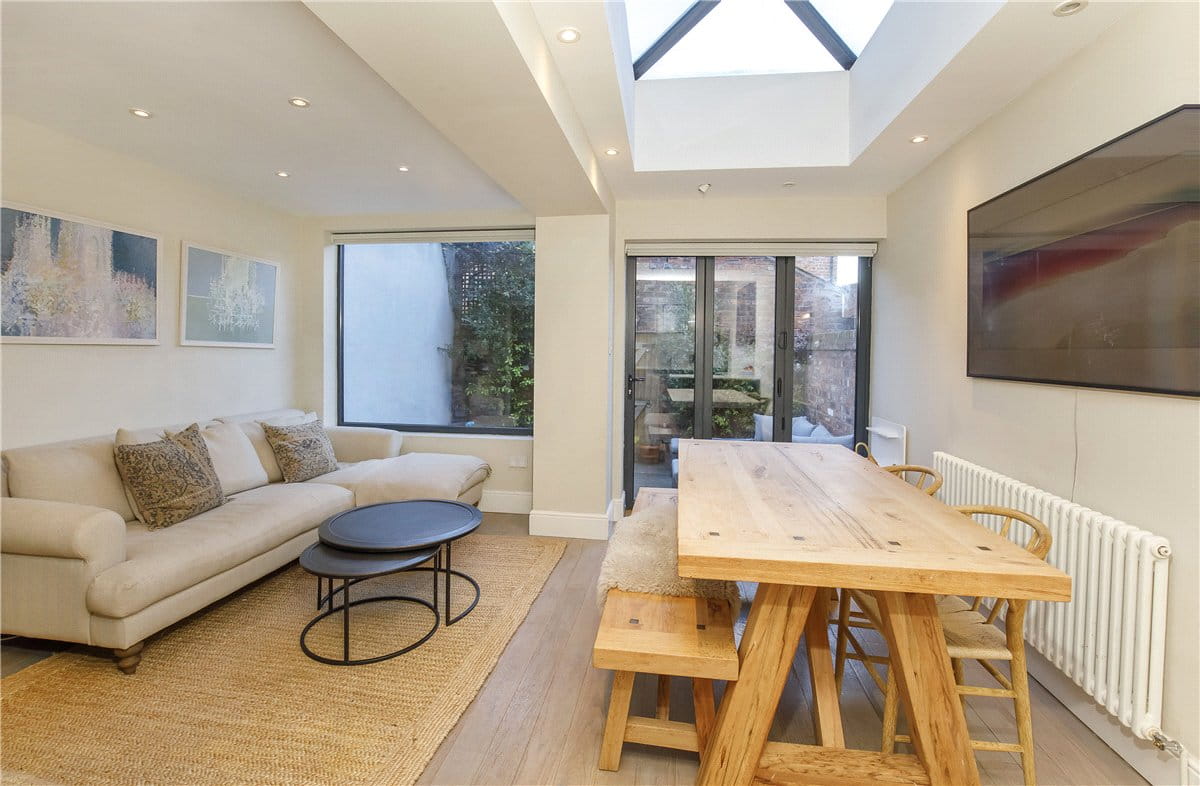 4 bedroom house, Grosvenor Terrace, York YO30 - Available