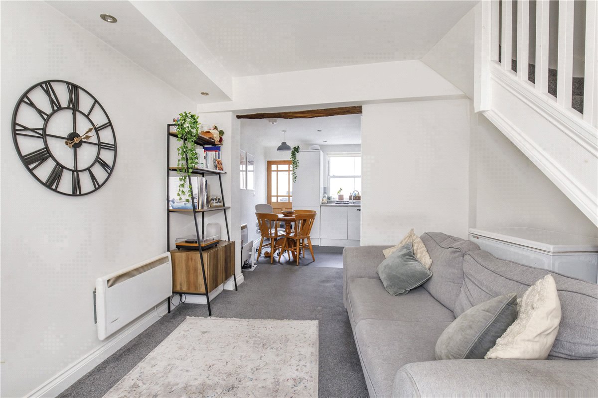 2 bedroom cottage, Church Street, Copmanthorpe YO23 - Available