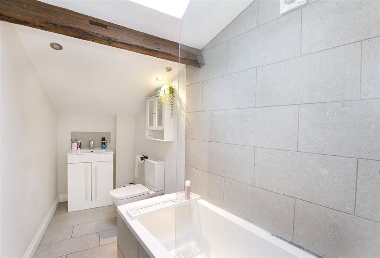 2 bedroom cottage, Church Street, Copmanthorpe YO23 - Available