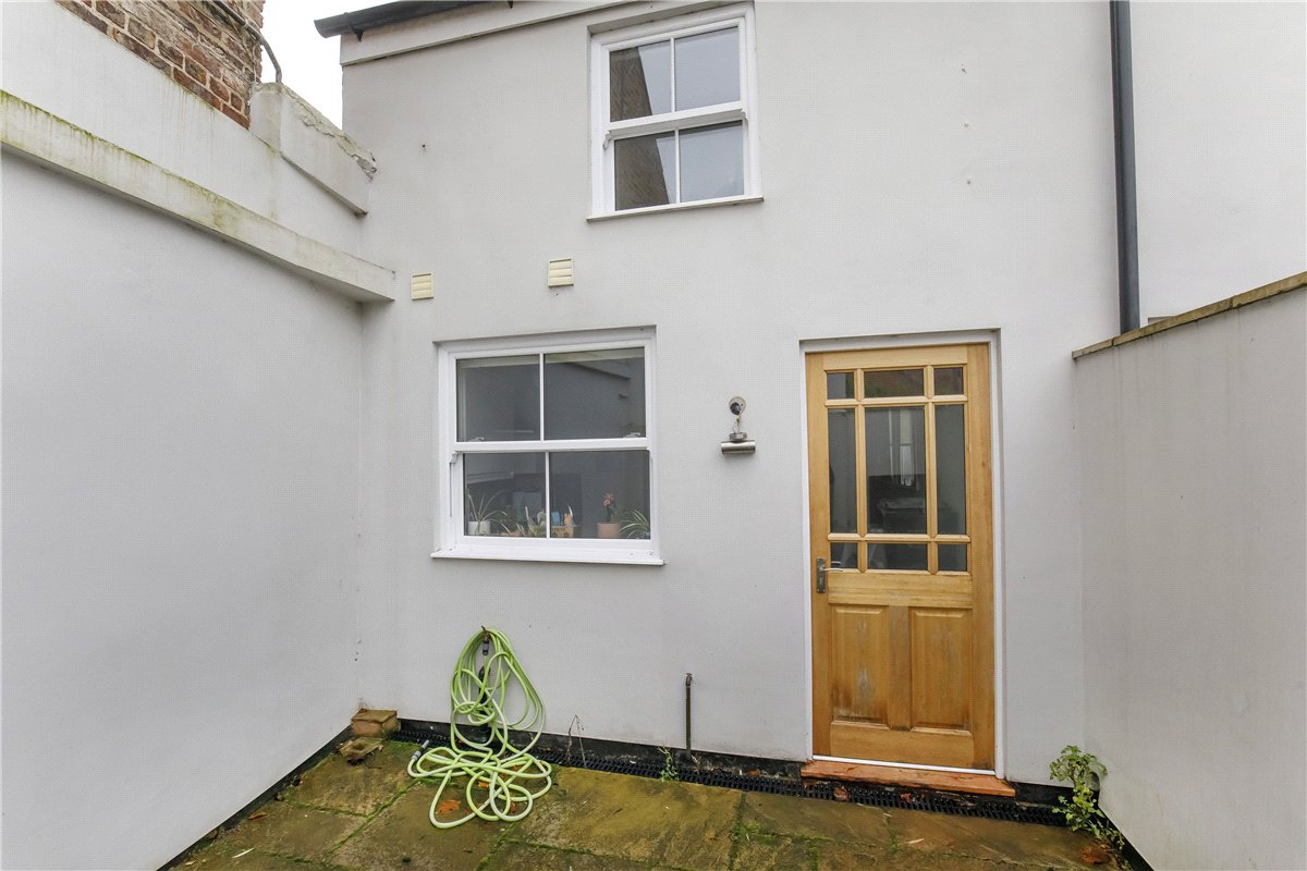 2 bedroom cottage, Church Street, Copmanthorpe YO23 - Available