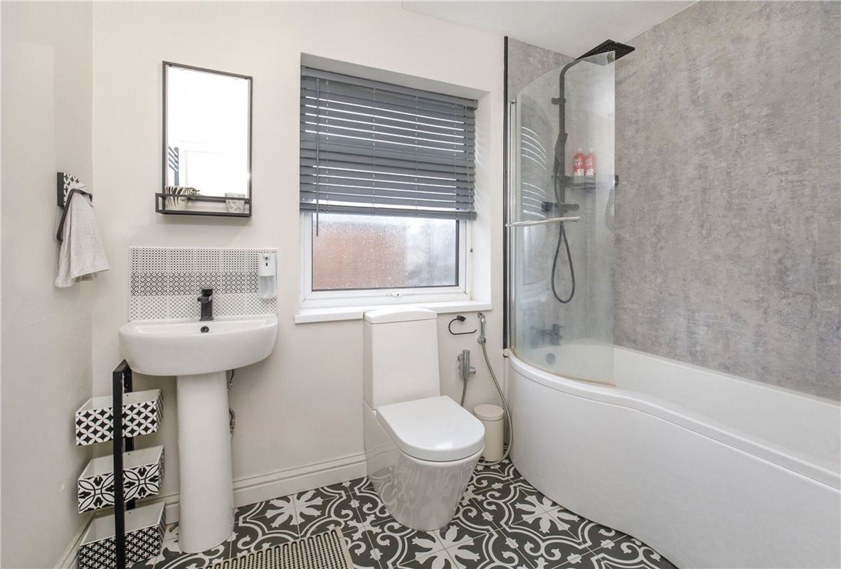 3 bedroom , Third Avenue, York YO31 - Let Agreed