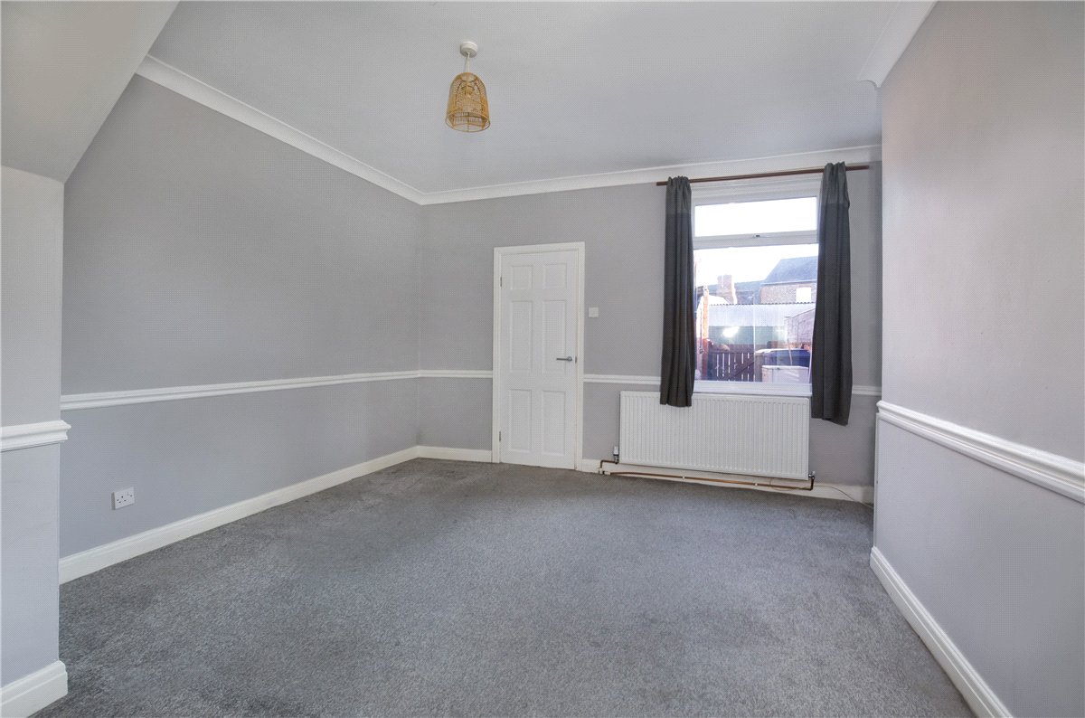 2 bedroom house, Nalton Street, Selby YO8 - Available