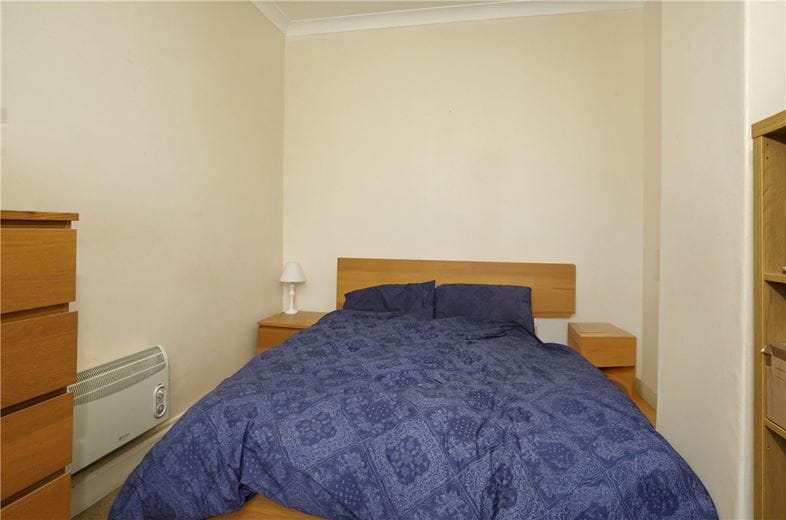 1 bedroom flat, Main Avenue, York YO31 - Available
