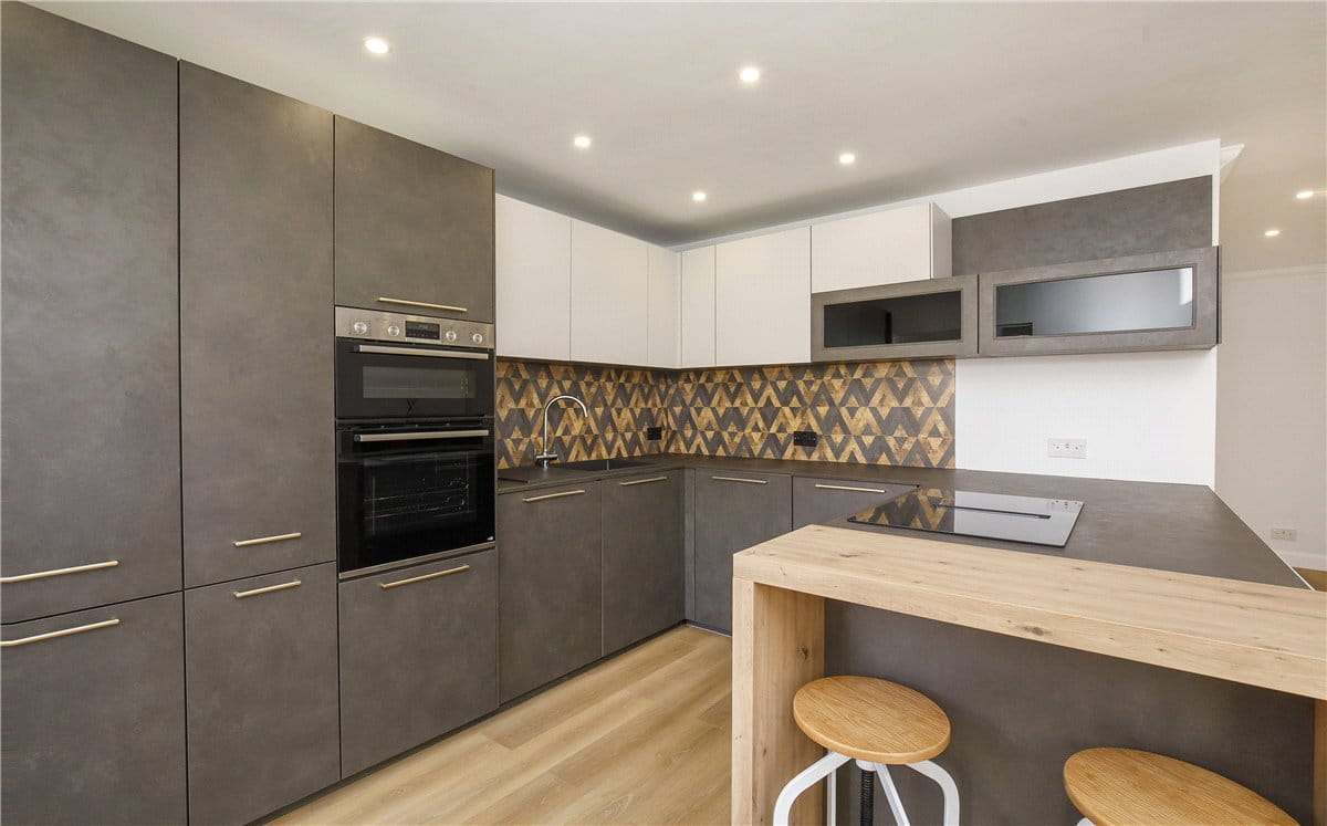 3 bedroom house, Highlands Avenue, Strensall YO32 - Available