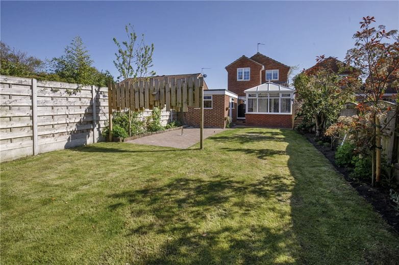 3 bedroom house, Highlands Avenue, Strensall YO32 - Available