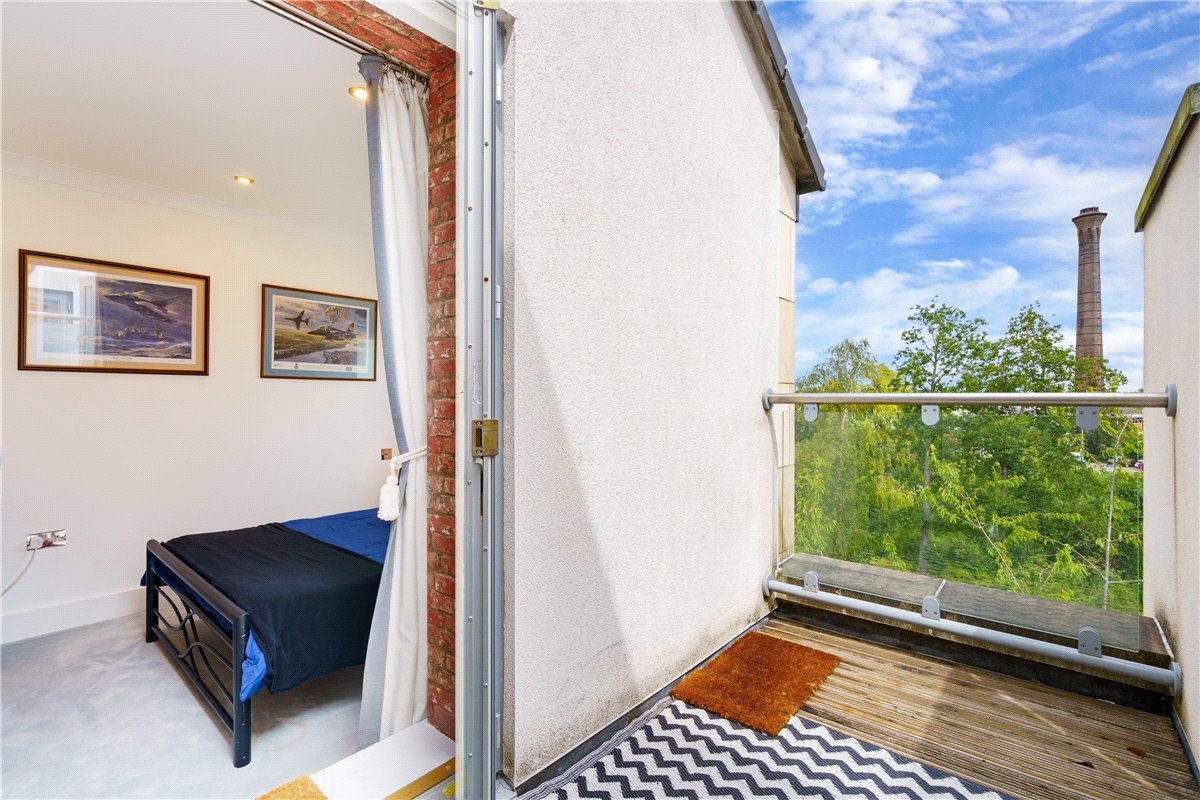 5 bedroom house, Kings Pool Walk, York YO1 - Available