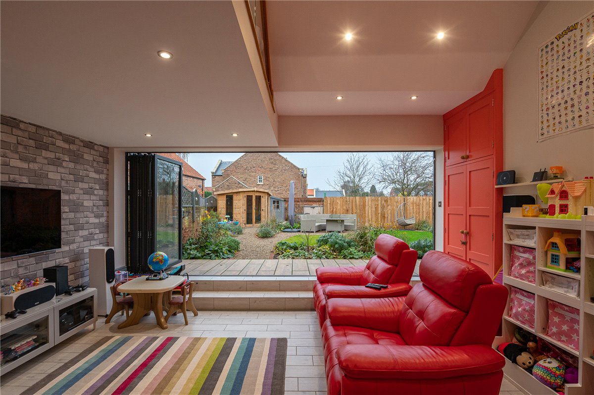 5 bedroom house, Breighton, Selby YO8 - Available