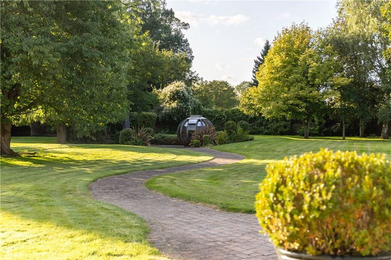 7 bedroom house, Welham, Malton YO17 - Available