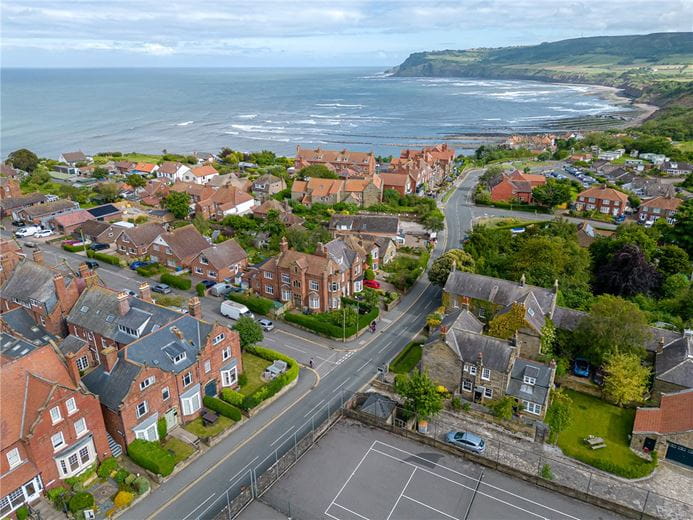 4 bedroom house, Station Road, Robin Hoods Bay YO22 - Available