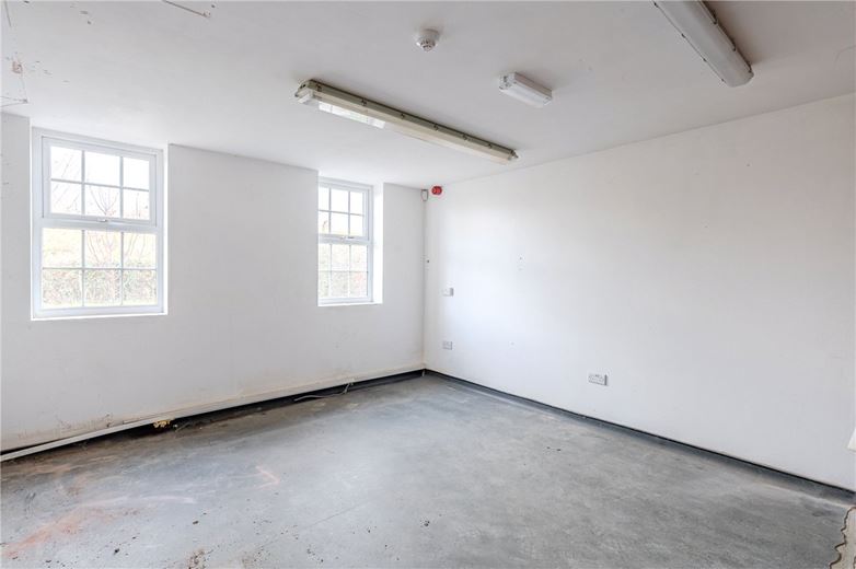 4 bedroom house, The White Swan Inn, YO60 - Sold