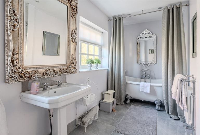 5 bedroom house, Old Road, Cawood YO8 - Available