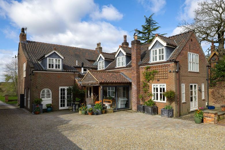 4 bedroom house, Flaxton, York YO60 - Sold STC