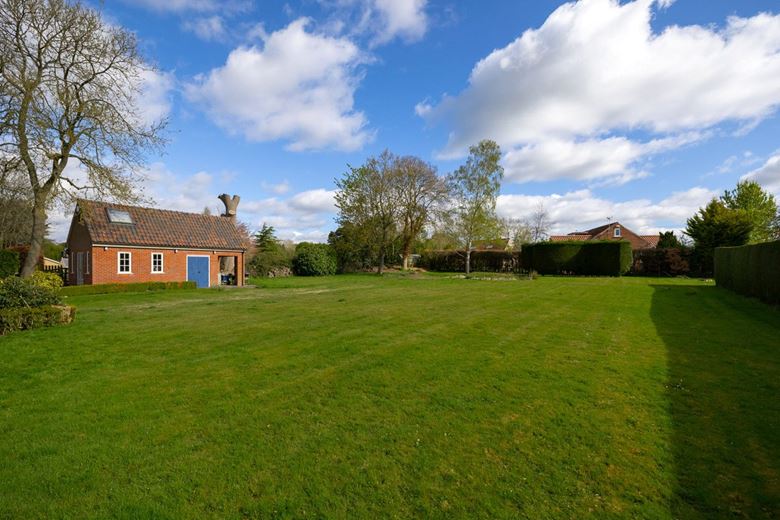 4 bedroom house, Flaxton, York YO60 - Sold STC