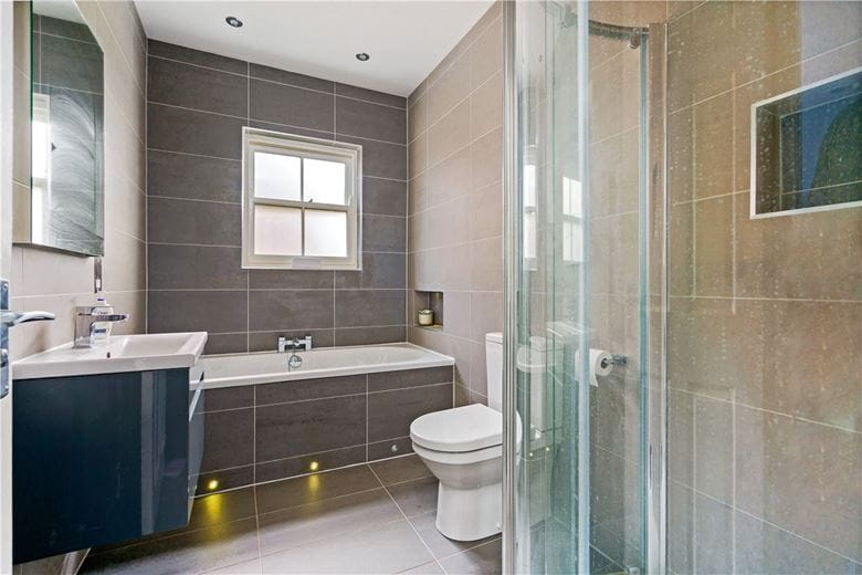 5 bedroom house, Black Dykes Lane, Upper Poppleton YO26 - Available