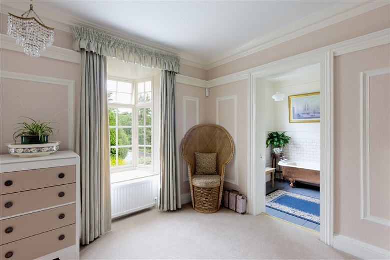 7 bedroom house, Westgate, Bridlington YO16 - Available