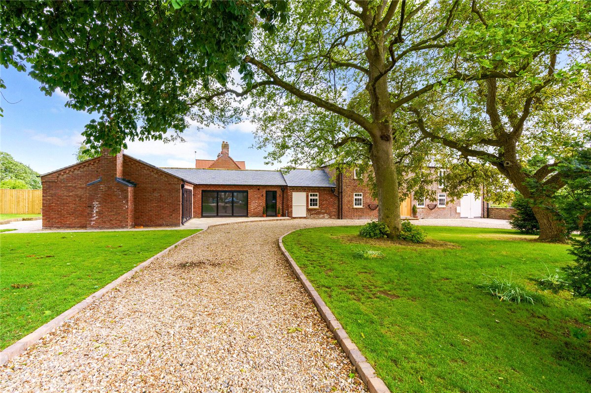 4 bedroom , The Stables, North Dalton YO25 - Available