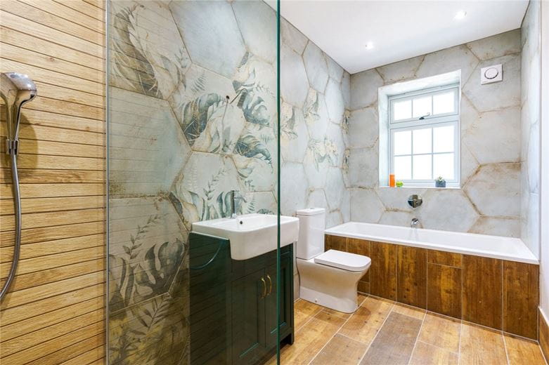 4 bedroom , The Stables, North Dalton YO25 - Available