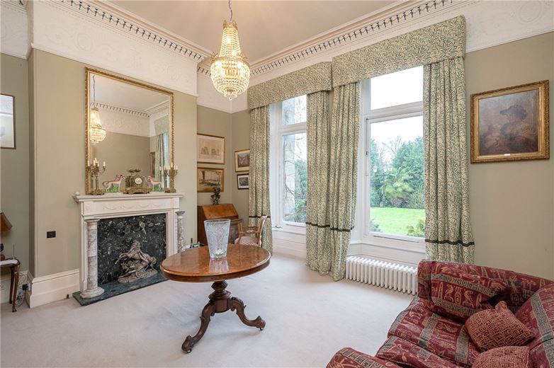 8 bedroom house, Northorpe Hall, Northorpe DN21 - Available