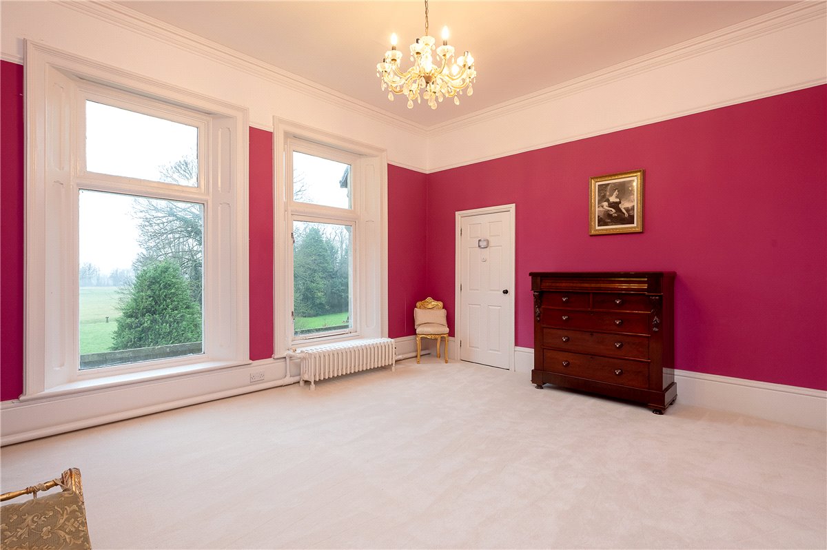 8 bedroom house, Northorpe Hall, Northorpe DN21 - Available