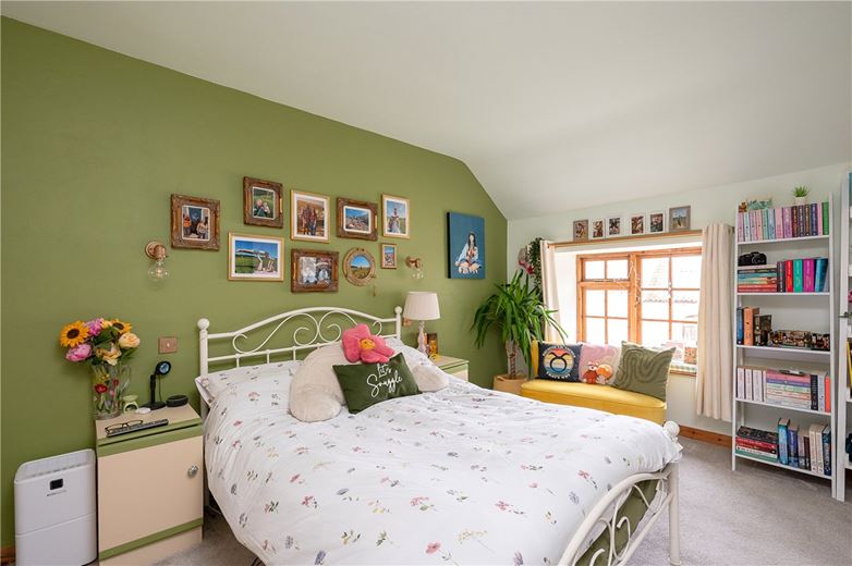 3 bedroom house, High Street, Snainton YO13 - Available