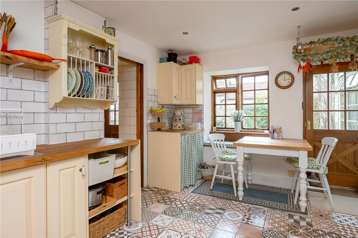 3 bedroom house, High Street, Snainton YO13 - Available