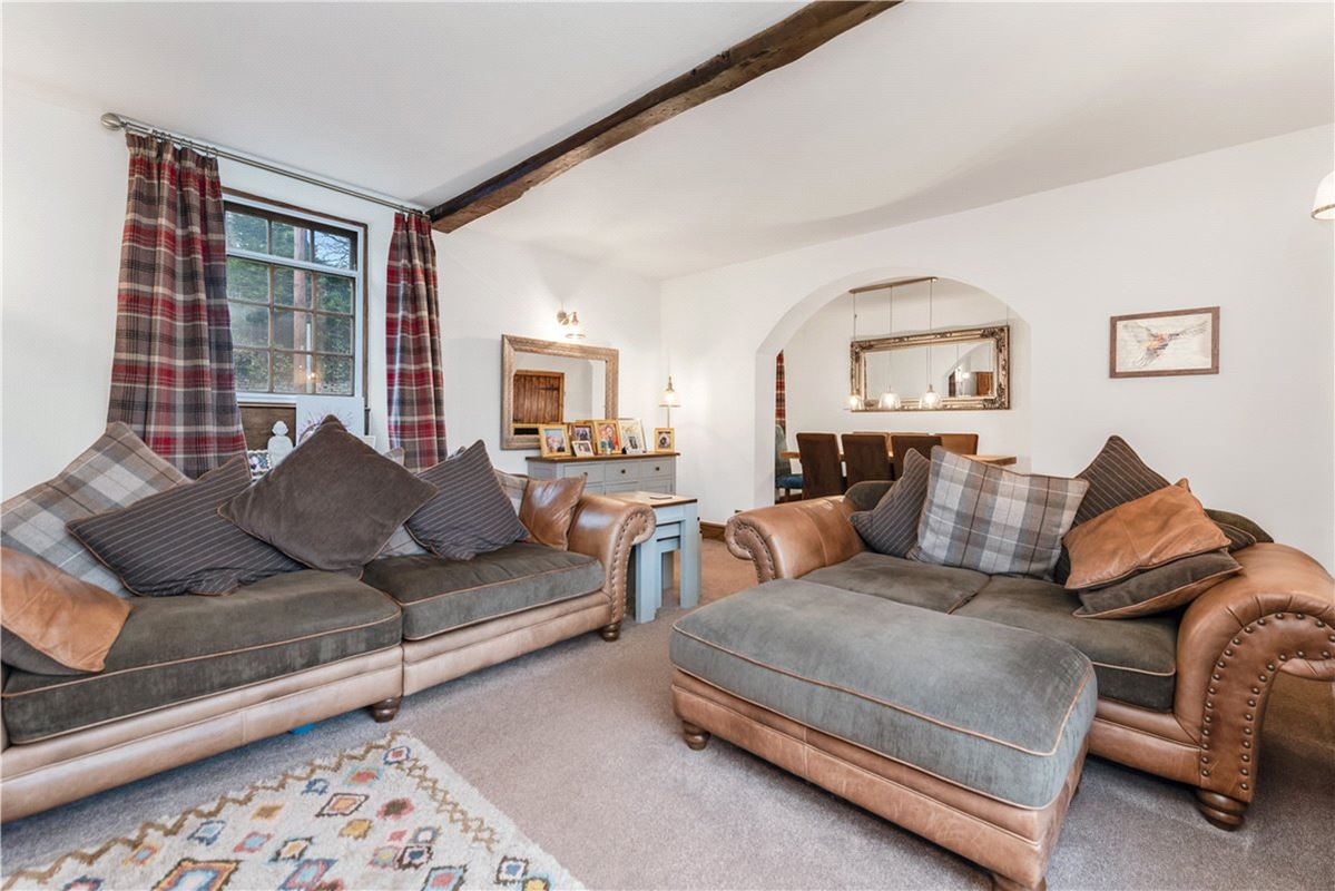 3 bedroom house, High Street, Snainton YO13 - Available