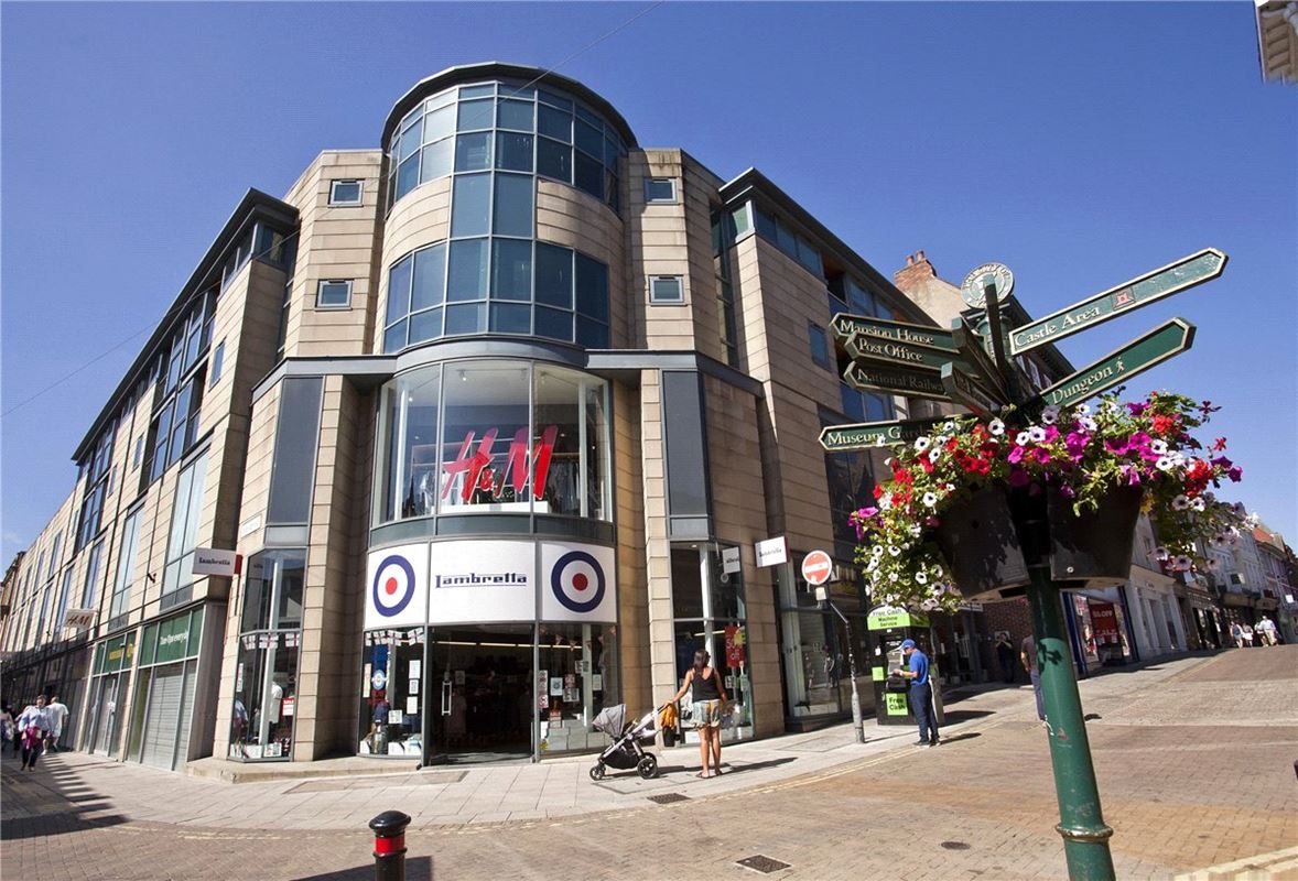 1 bedroom flat, Peter Lane, York YO1 - Sold