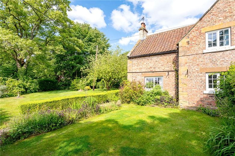5 bedroom house, Felixkirk, Thirsk YO7 - Available