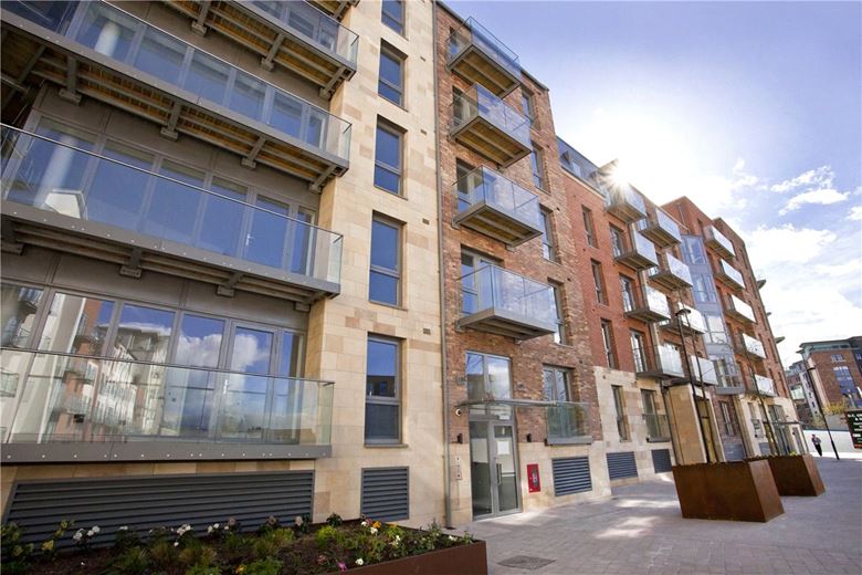 2 bedroom flat, Pound Lane, York YO1 - Sold STC