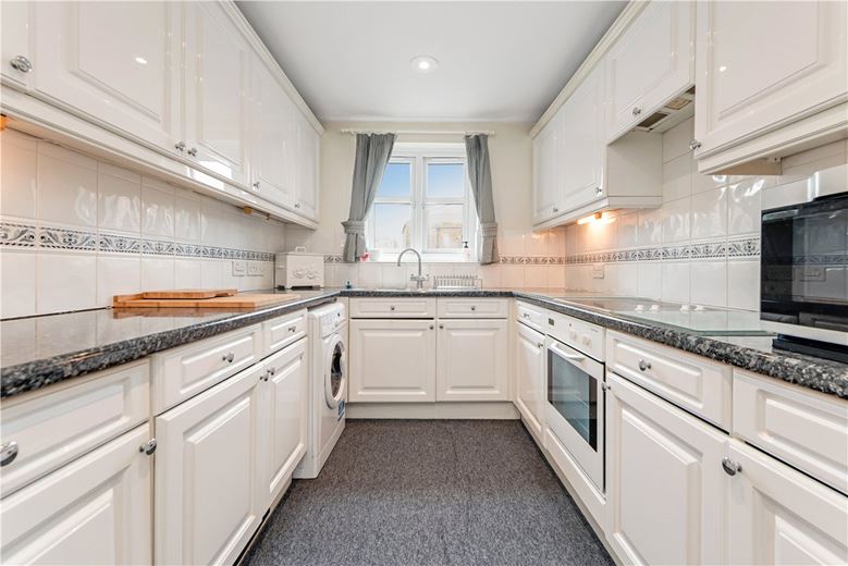 1 bedroom flat, Lady Anne Court, Skeldergate YO1 - Available