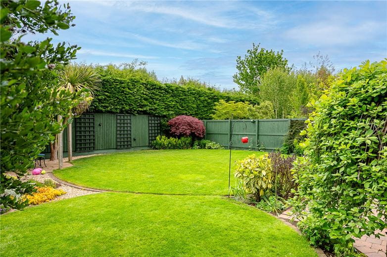 5 bedroom house, The Village, Stockton on the Forest YO32 - Available